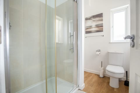 Single with Shared Bathroom | Shared bathroom