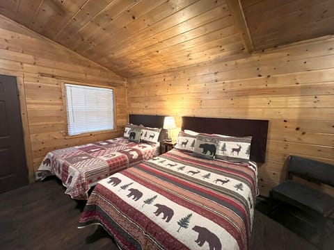Cozy two Queen Beds