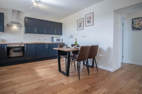 Anchor Well - 2 Bedroom Cottage - Ludchurch (20462)