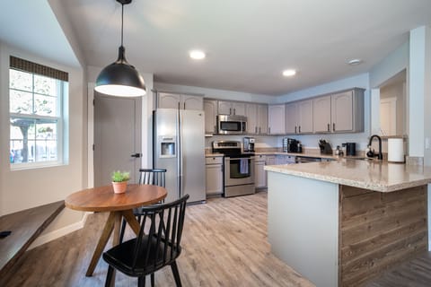 Cook your favorite meal | Main Level