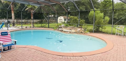 Screened in Pool