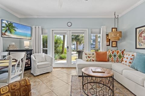 Spacious Living Area