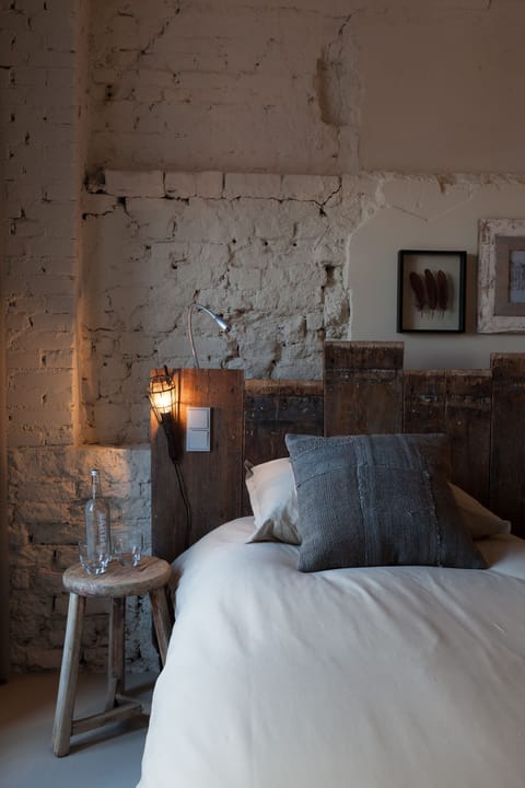 Executive Room, 1 Double Bed | In-room safe, individually decorated, individually furnished, desk