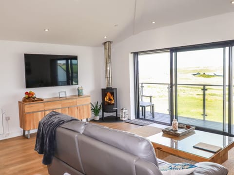 3 bedrooms, individually decorated, individually furnished, free WiFi