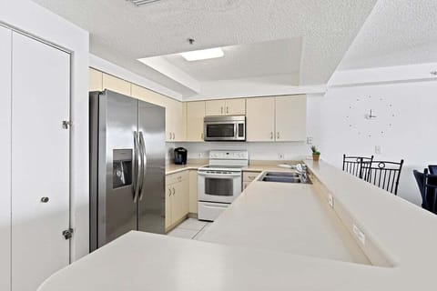 Fully stocked kitchen - 2nd level