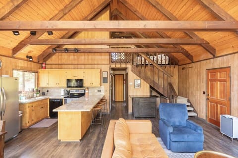 30a724a8 e163 4659 8502 b6b0d3dc62ed