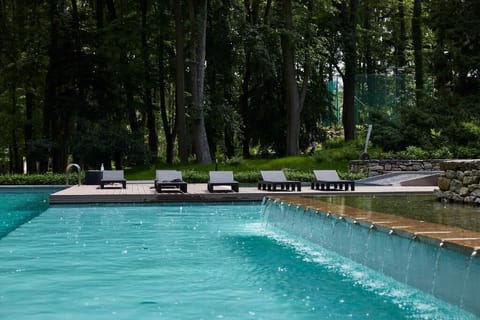 Seasonal outdoor pool, sun loungers
