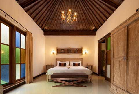 Luxury Three Bedroom Private Pool Villa with Free Benefits | Egyptian cotton sheets, premium bedding, Select Comfort beds, minibar