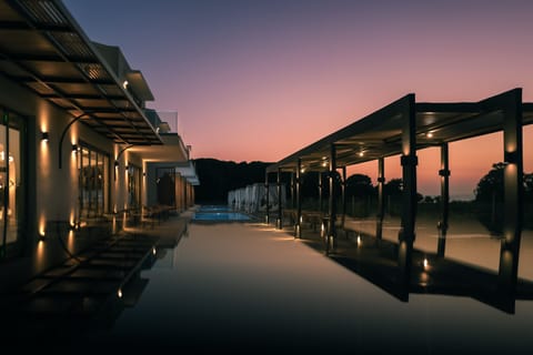 Seasonal outdoor pool, pool umbrellas, sun loungers