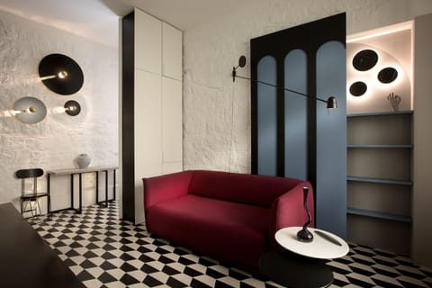 Design House | 1 bedroom, in-room safe, blackout drapes, soundproofing