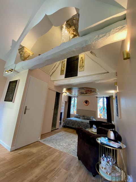 Deluxe Suite, Garden View (La Chapelle) | 1 bedroom, individually decorated, individually furnished