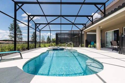 [amenities:pool-and-spa:3] Pool and Spa