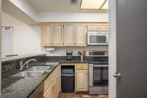 Fully Equipped Kitchen.