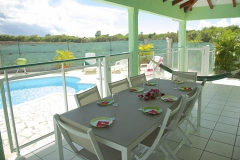 Villa | Balcony