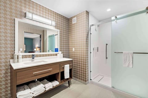 Suite, 1 Bedroom | Bathroom shower