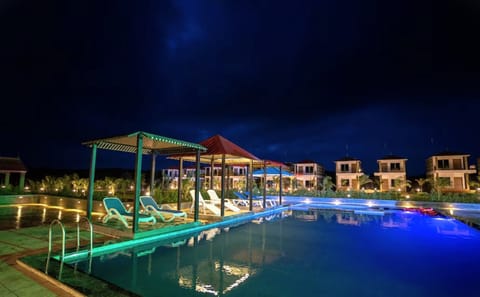 Outdoor pool, open 8:00 AM to 7:00 PM, free cabanas, pool umbrellas