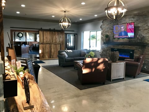 Lobby lounge