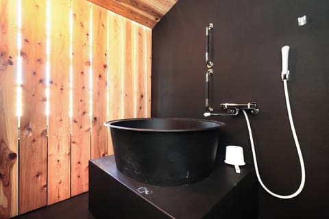Goemon bath