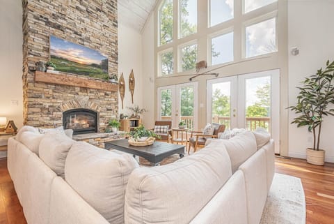 House (6 Bedrooms) | Property amenity