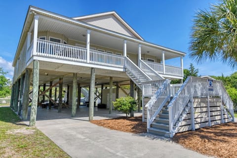 Lollipops Beach House