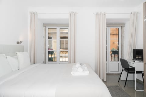 Twin Room | Soundproofing, WiFi (free), bed sheets