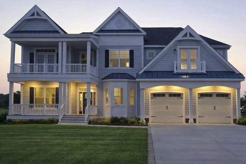Enjoy our brand new Peninsula house in the prestigious Sanctuary neighborhood!
