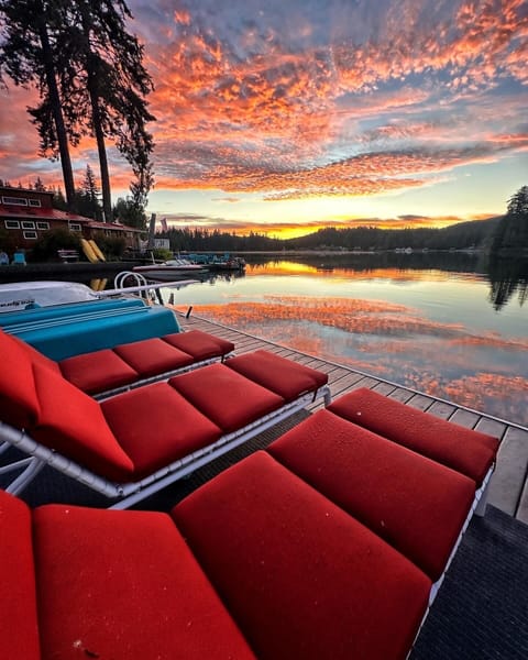 Lounge chairs on the dock. Another great spot to watch the sunrise