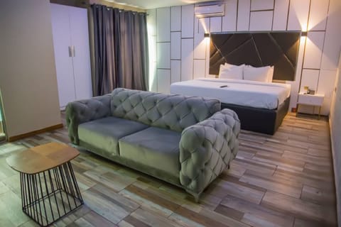 Egyptian cotton sheets, premium bedding, desk, laptop workspace