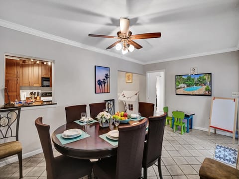 Plenty of seating available to enjoy your meals with all your friends & family!