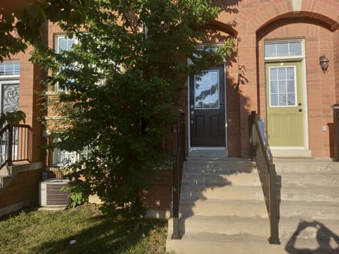 Private Entrance 