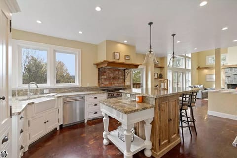 Amazing kitchen with all the amenities you need including a coffee/tea bar.