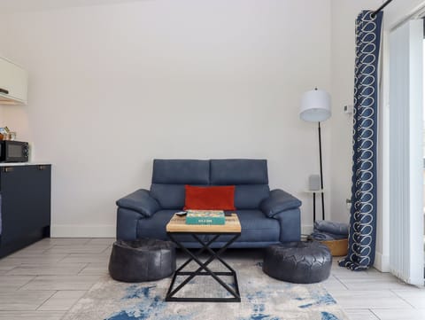 Cottage | Living area