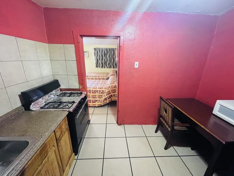 Classic Room, 2 Double Beds, Smoking, Kitchen | Private kitchen