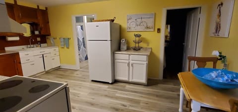 Cute coffee and tea bar.