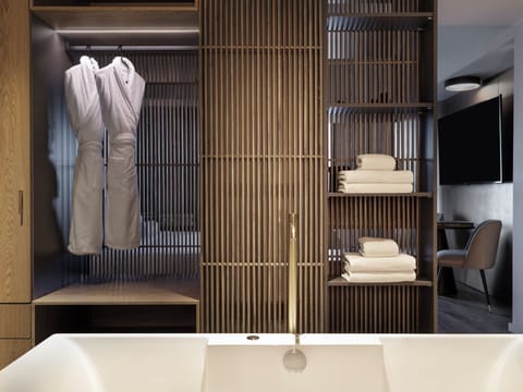 Hypo-allergenic bedding, minibar, in-room safe, individually decorated