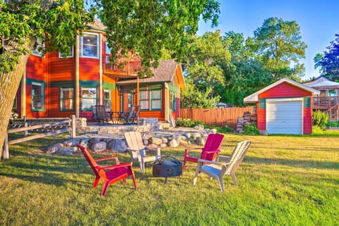 Mound Vacation Rental | 4BR | 2.5BA | Stairs Required | 2,168 Sq Ft