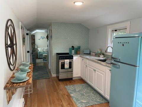 Eat in kitchen 