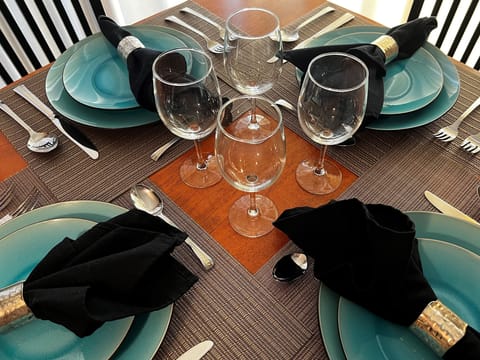 Comfortable, convenient 4BR 2BA apartment