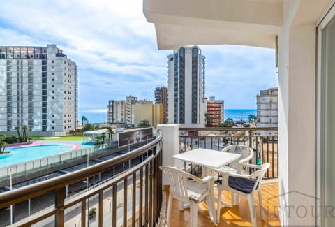 Balcony/Terrace,City view,Sea view