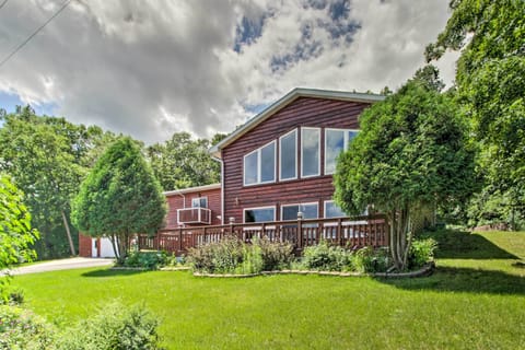 Frazee Vacation Rental | 7BR | 4.5BA | Stairs Required | 5,800 Sq Ft