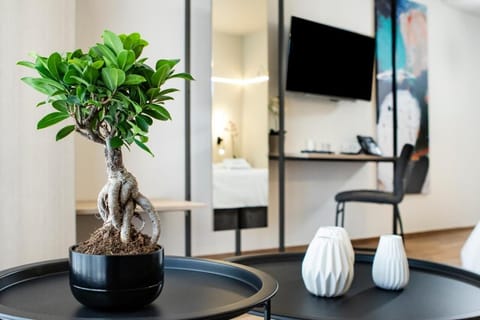 Minibar, in-room safe, laptop workspace, blackout drapes