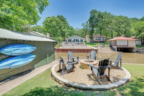 Gun Barrel City Vacation Rental | 3BR | 3BA | 1,300 Sq Ft | Step-Free Entry