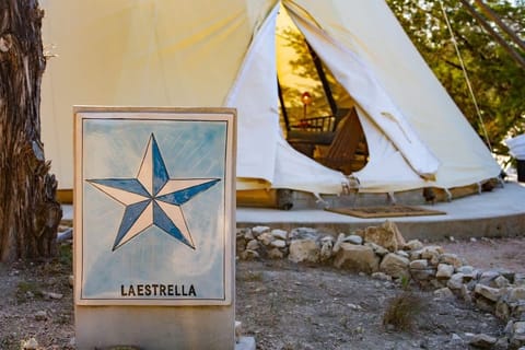 Welcome to Tipi La Estrella!