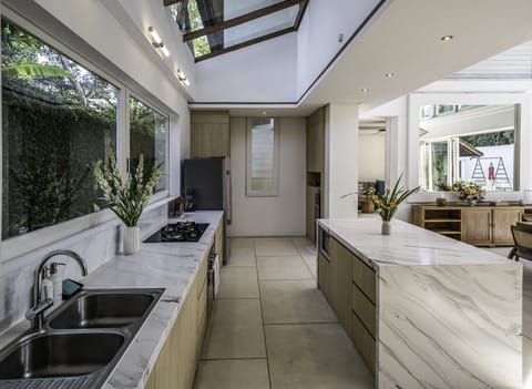 Full equipped and newly renovated kitchen