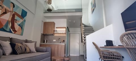 Family Apartment | Egyptian cotton sheets, premium bedding, in-room safe, blackout drapes