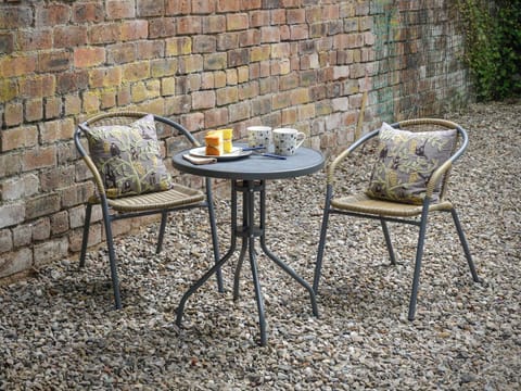Outdoor area | Hope Cottage, Harris Cottage, Bonnie Cottage - Aberfeldy Cottages, Aberfeldy, near Pitlochry