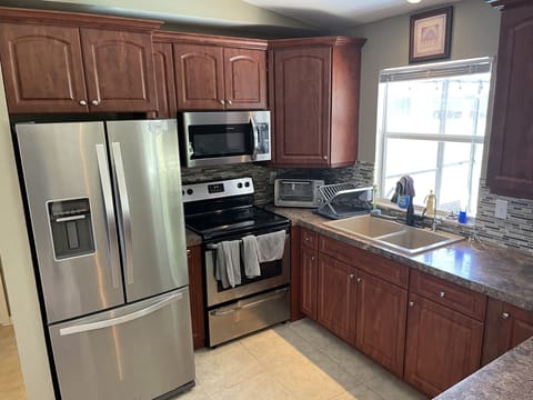 Well equipped kitchen