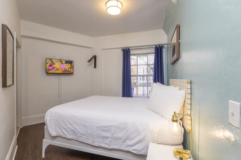 Room 12