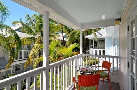 Welcome to Breezy Bungalow!