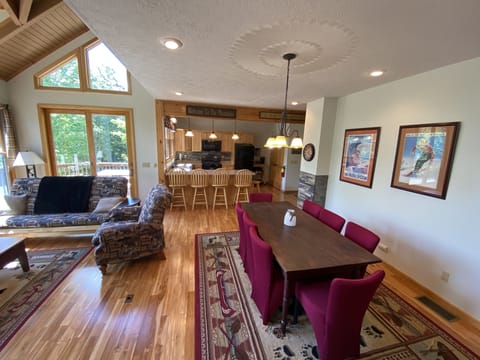 High-end touches, tasteful decor set the scene for a great mountain vacation